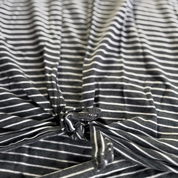 Lululemon Open Back Tank - Picture 4 of 7